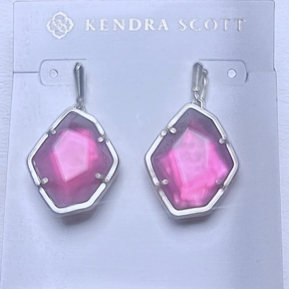 Kendra Scott Large Pink Statement Dangle Earrings – Gold Tone – NWT